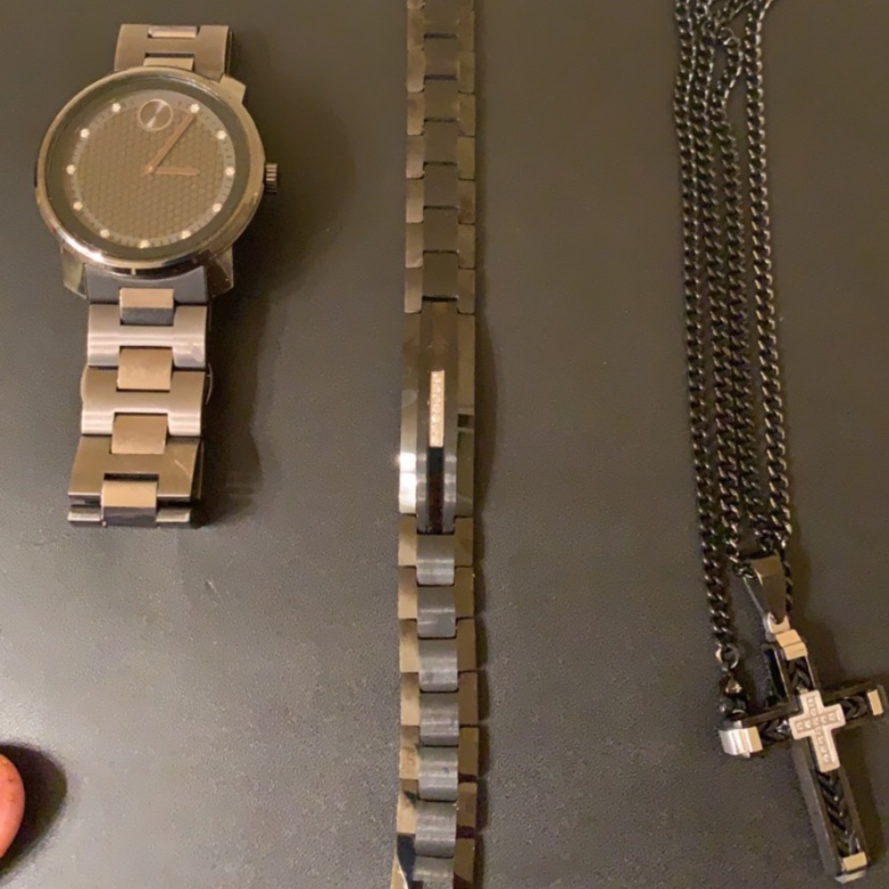 Men’s diamond jewelry